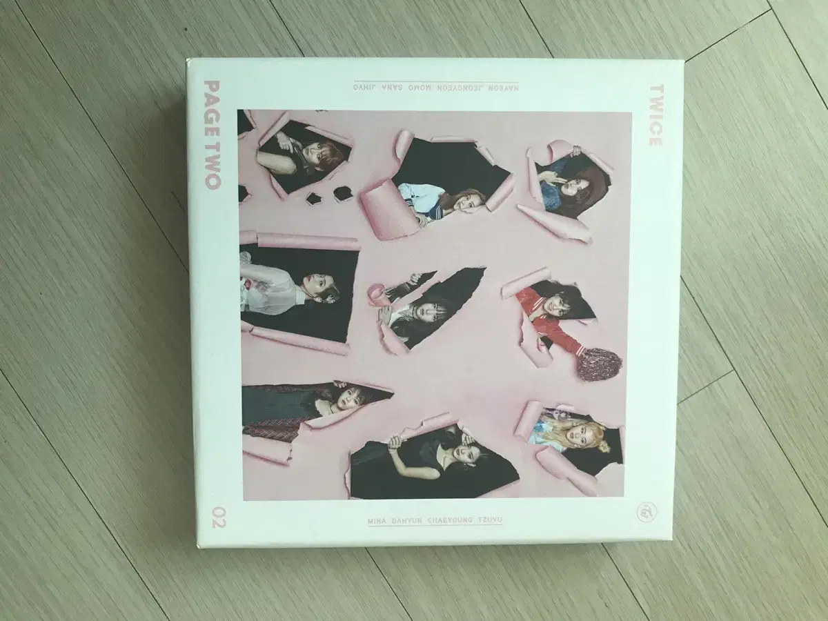 Twice's CHEERUP album