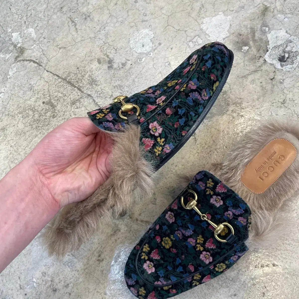 구찌 floral princetown suede slippers