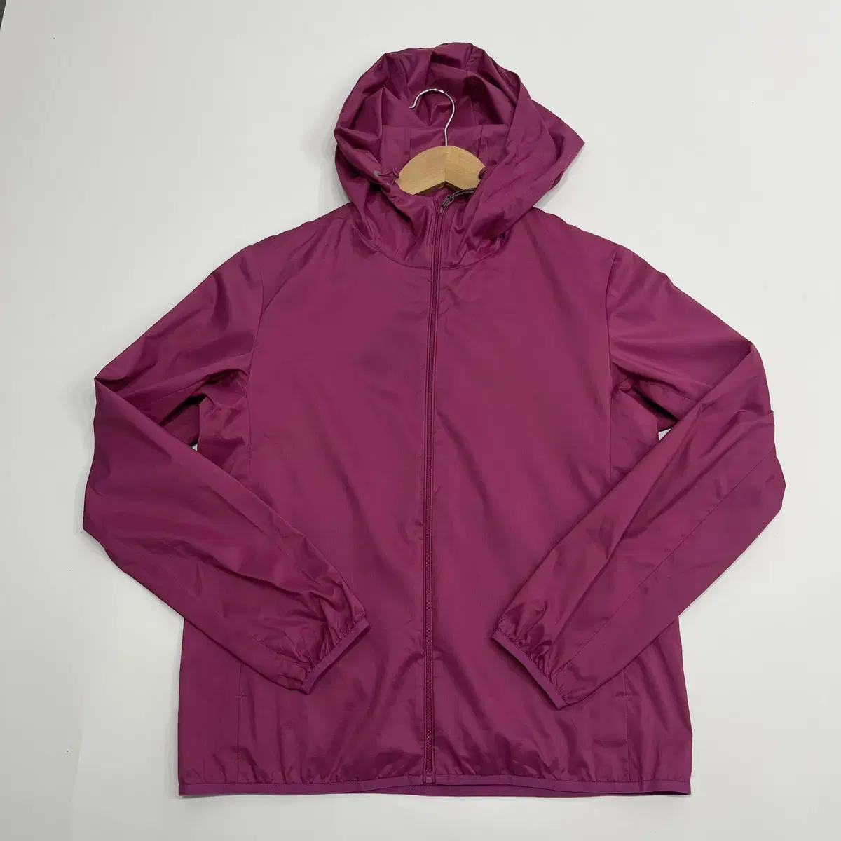 UNIQLO Windbreaker M