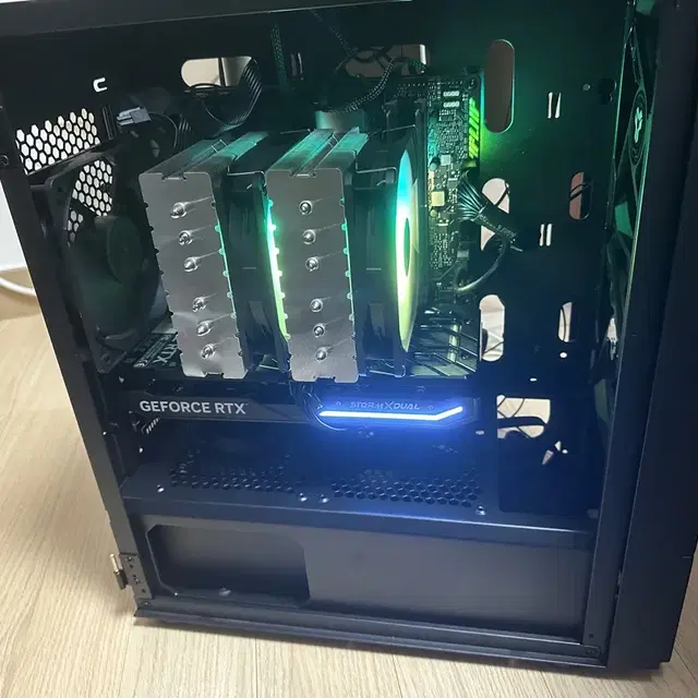 컴퓨터 데스크탑 풀셋 거의새것 팝니다!12700f 4060ti