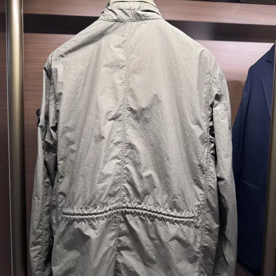 Stone island 스톤아일랜드 정식 정품 야상 size100(L)