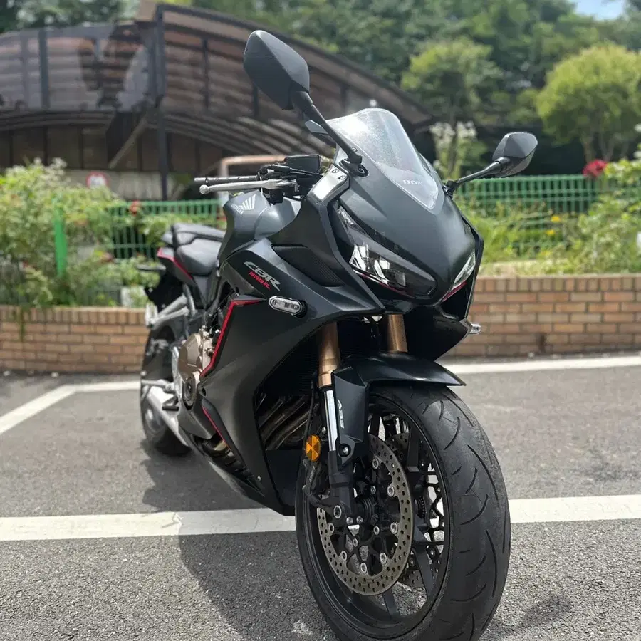 혼다 CBR650R 신차급 알차 배기량 메뉴얼오토바이