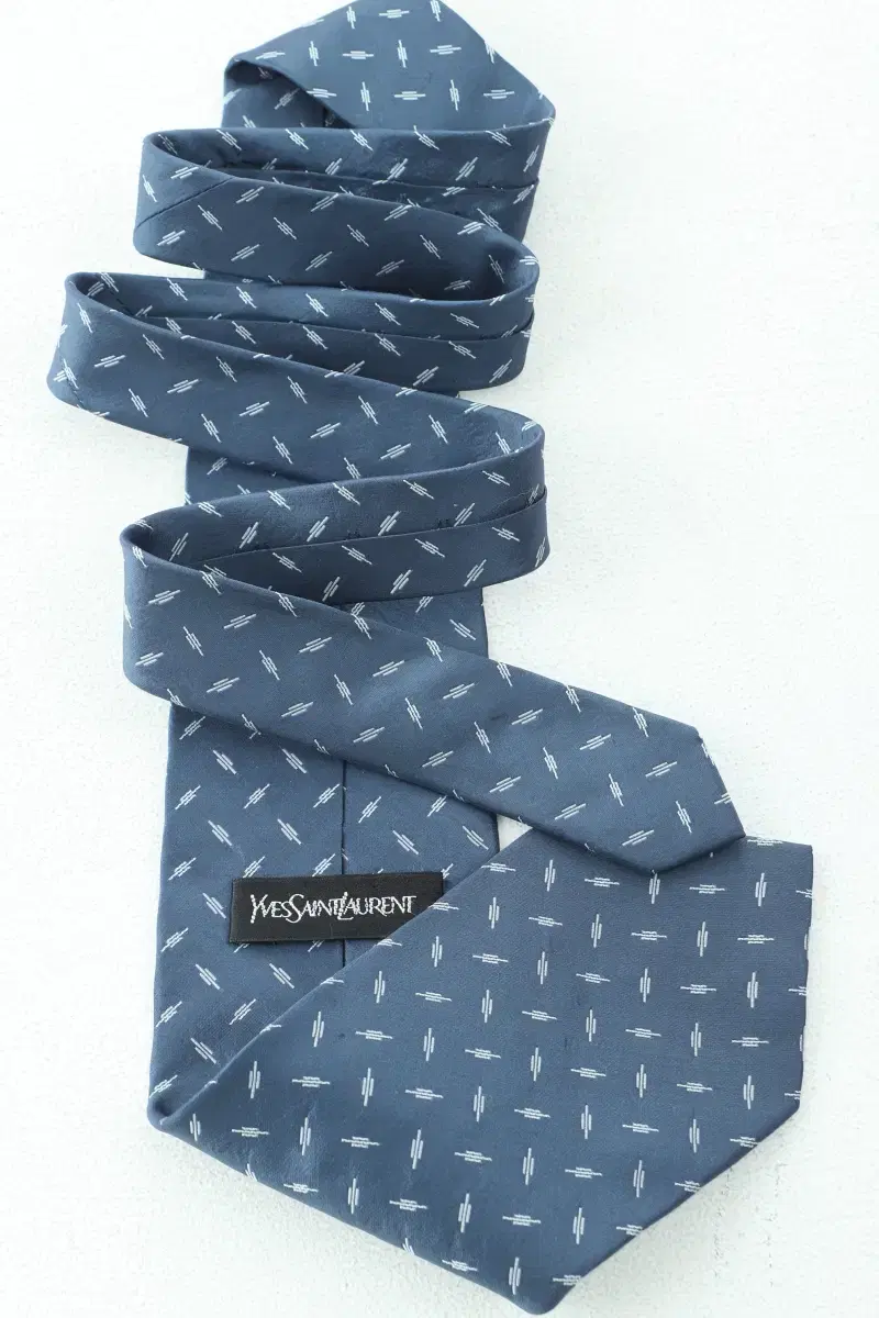 (9) Yves Saint Laurent Silk Tie bloo Unique Design Limited Edition-21E4