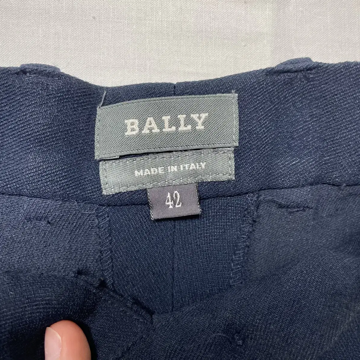 BALLY made in italy 정장바지