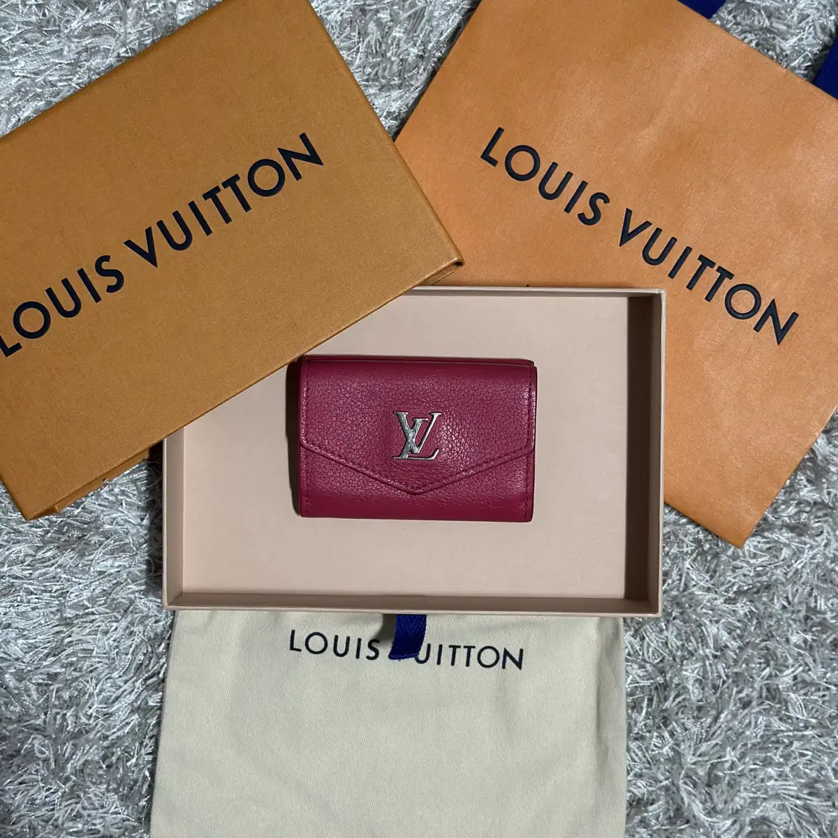 Louis Vuitton LV Lockit Vahn Wallet