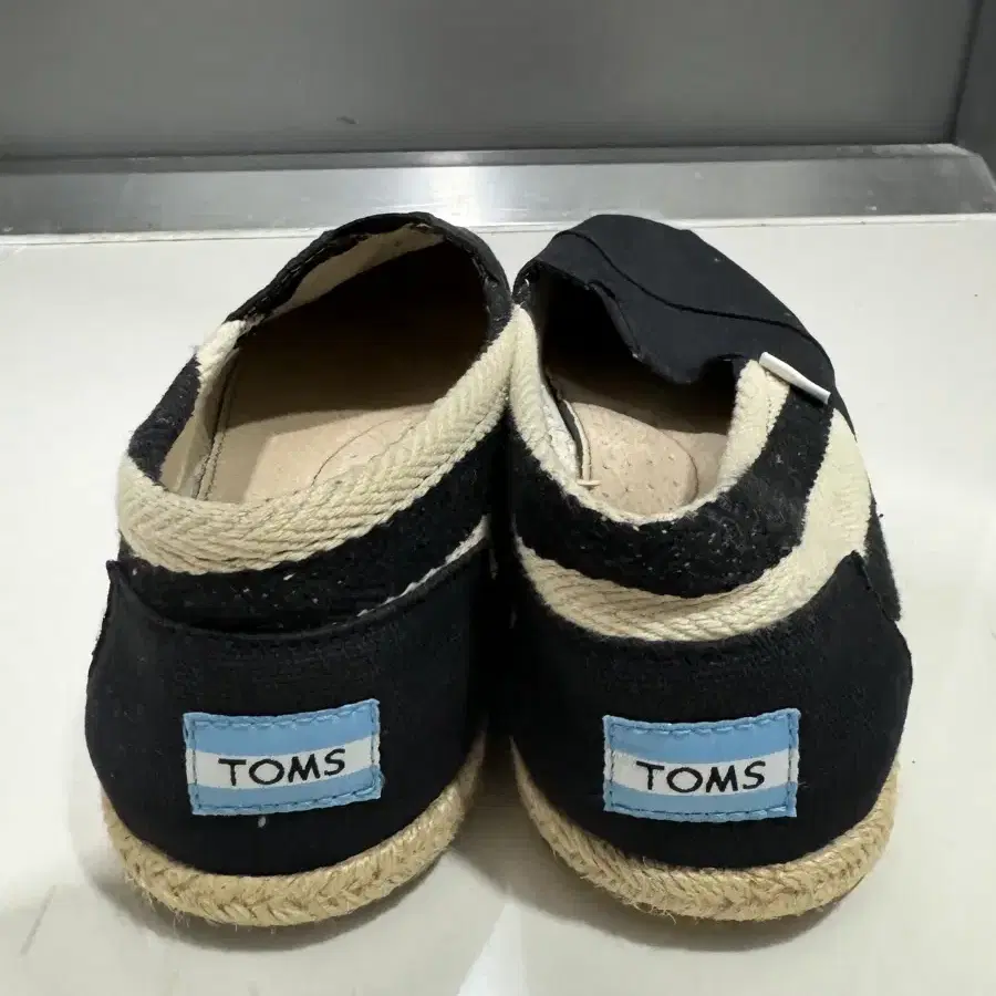 탐스 TOMS 에스파드류 270 사이즈 (거의새것!)