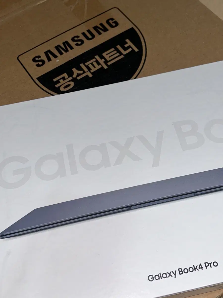 Galaxy Book 4 Pro 14-inch