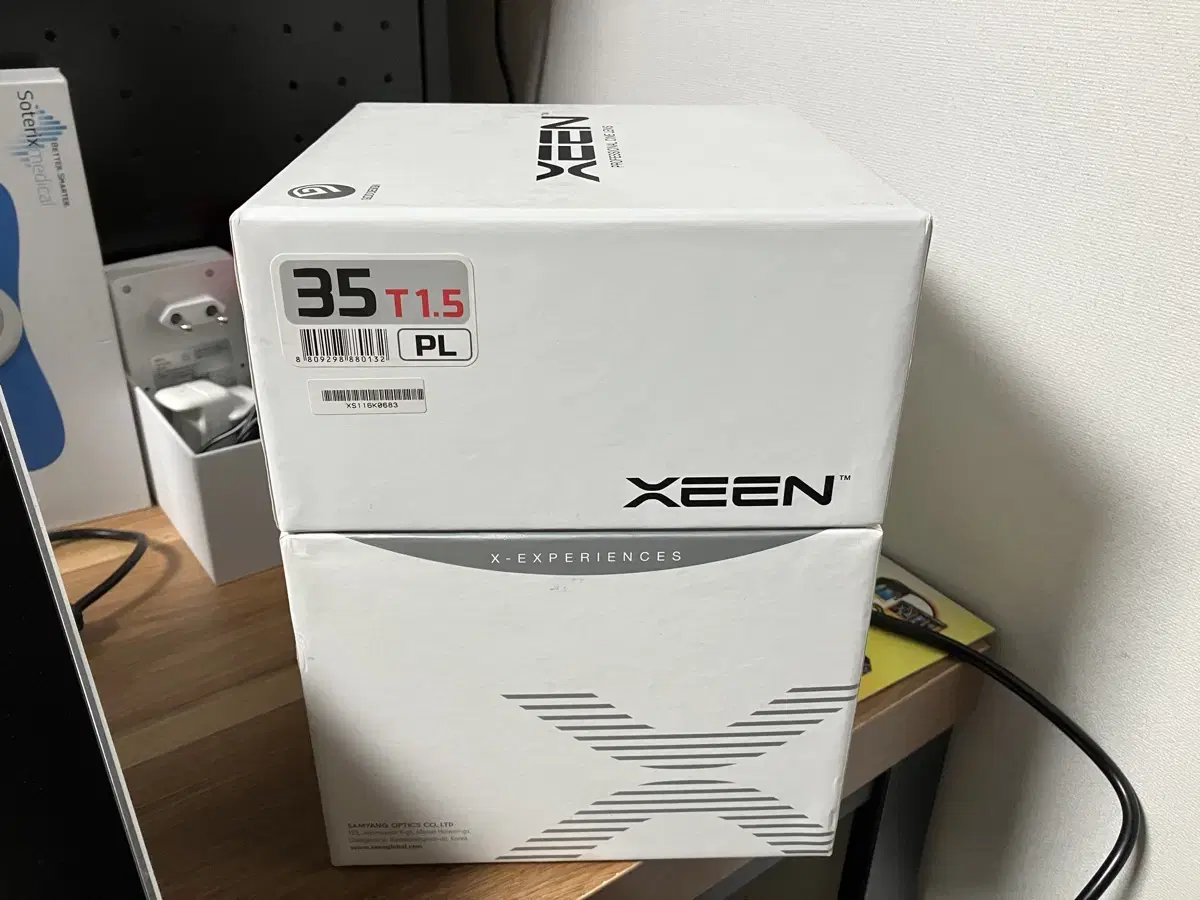 삼양 XEEN 렌즈 PL마운트 35