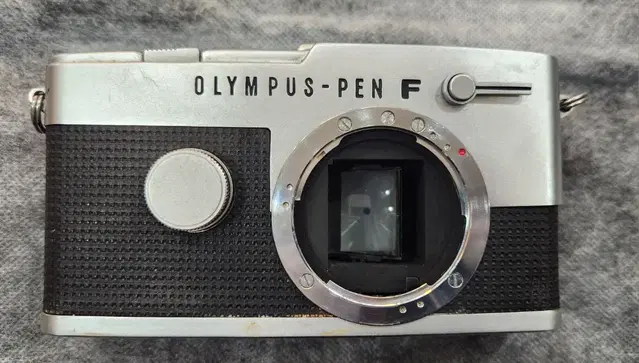 OLYMPUS PEN FT BODY