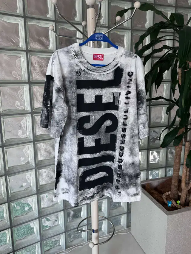 diesel painting tee