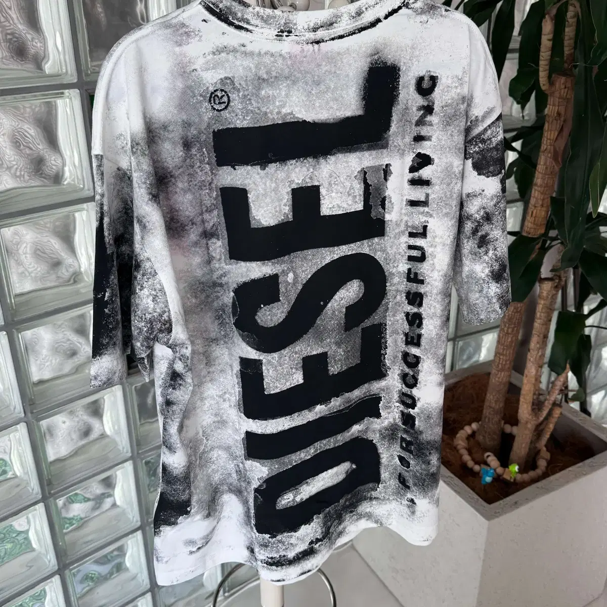 diesel painting tee