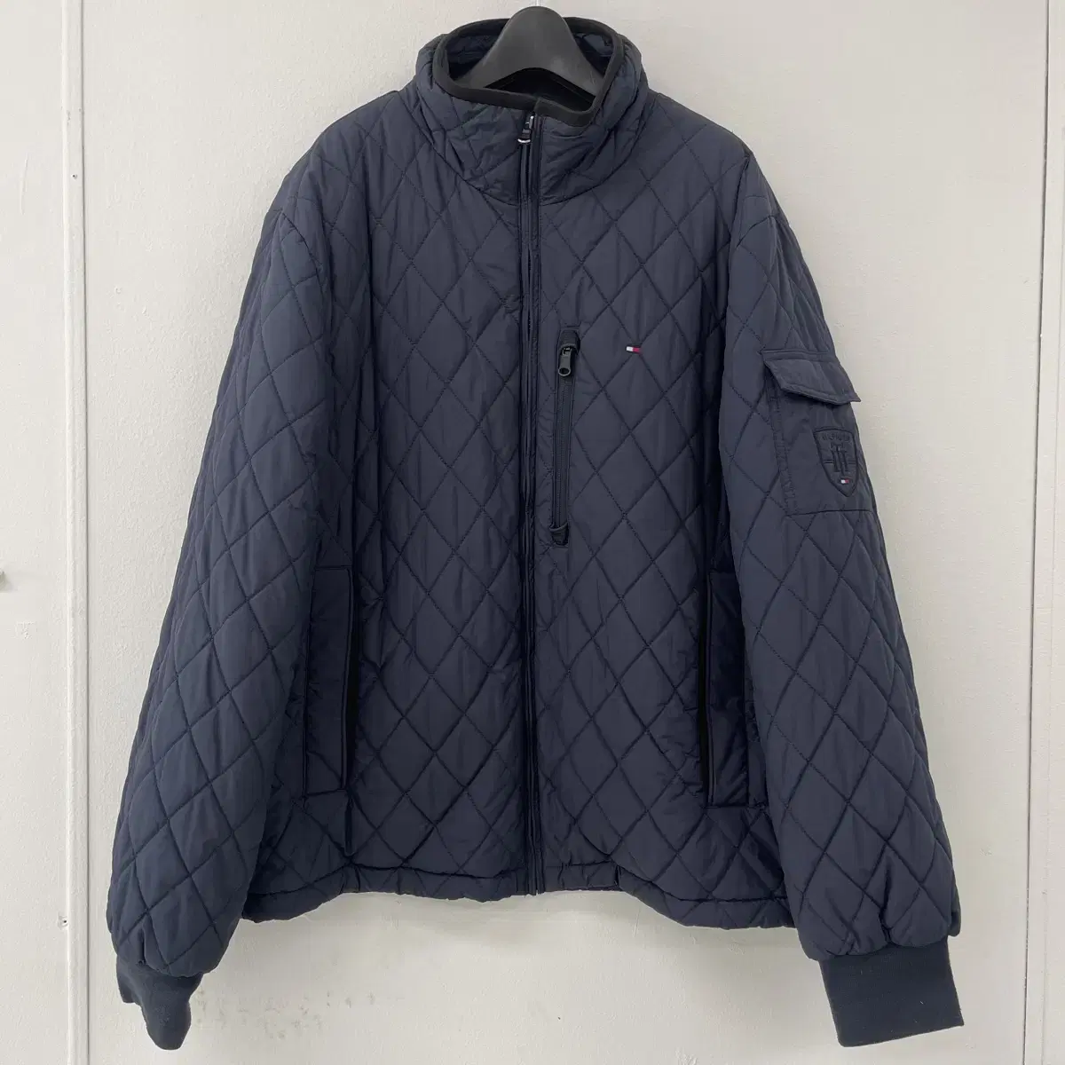 [EXCELLENT CONDITION] Tommy Hilfiger Men's Quilted Padding XL