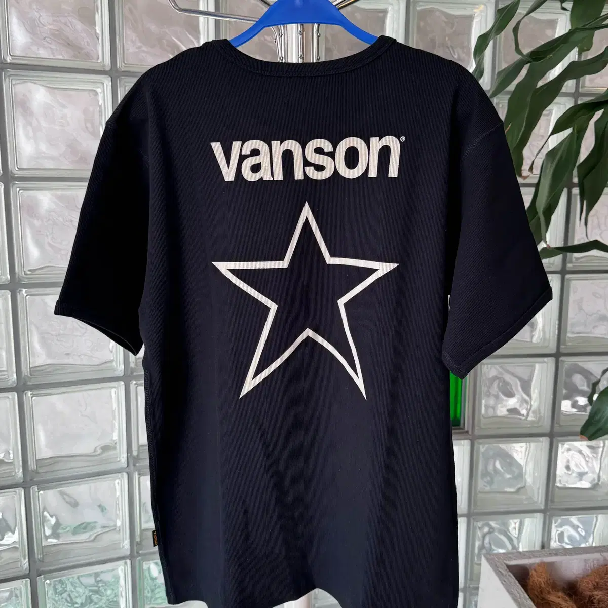 vanson One star tee