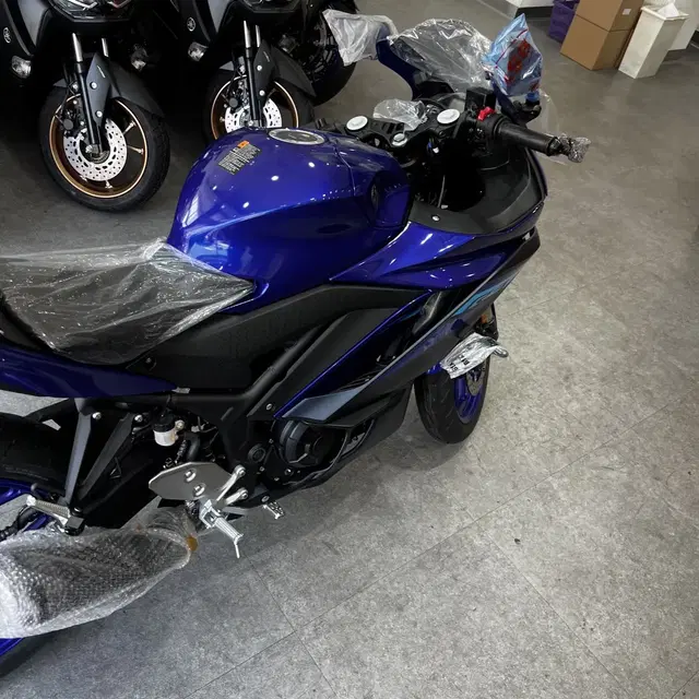 야마하 YZF-R3 24년식 0km 신차 판매합니다