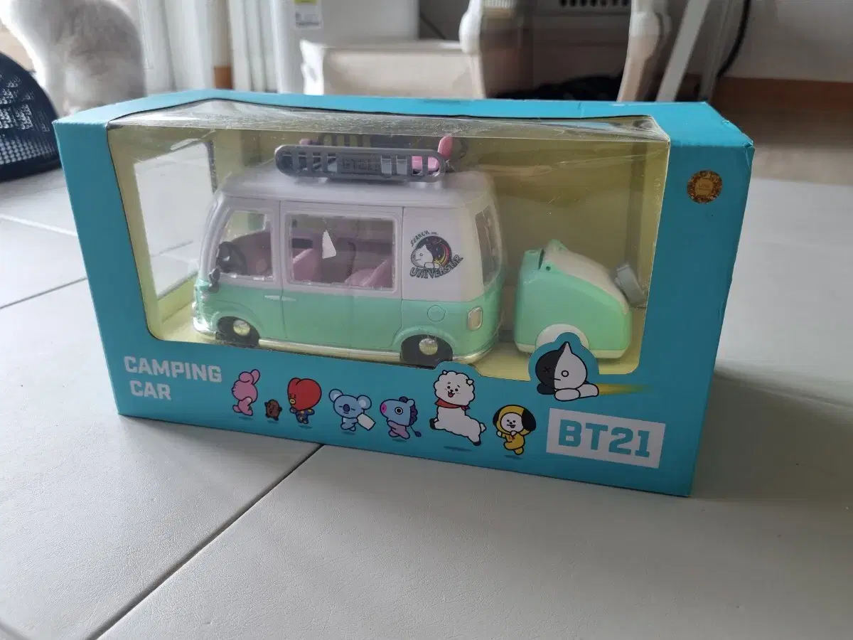 BTS BT21 Figure Camper (Unsealed X, Box Damage O)