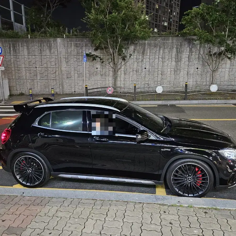 벤츠 gla45amg 후기형 20인치 순정 휠+타이어 세트