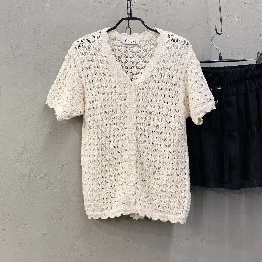 뮤제드 Seashell Motif Crochet 반팔가디건