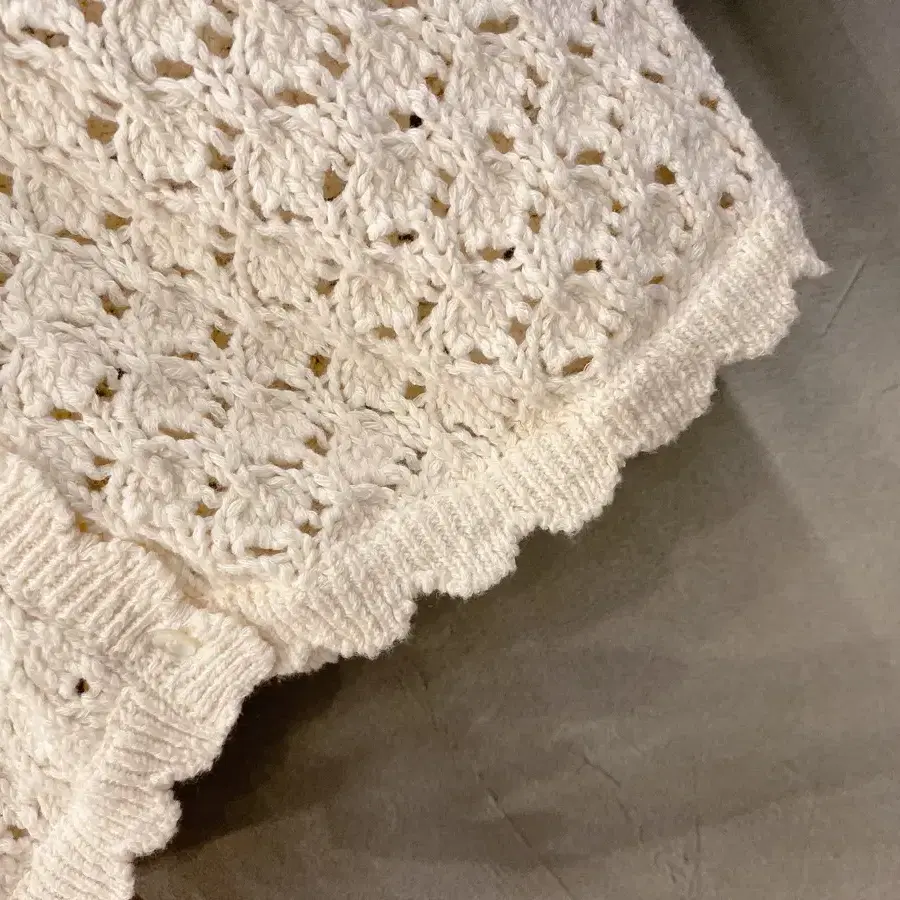 뮤제드 Seashell Motif Crochet 반팔가디건