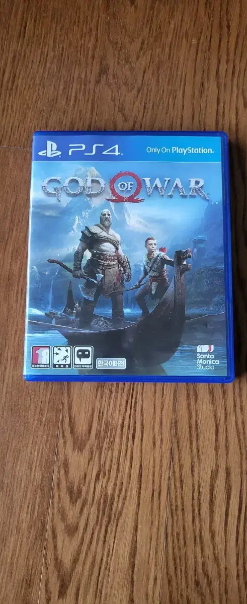 플스4 God of War 팔아요.