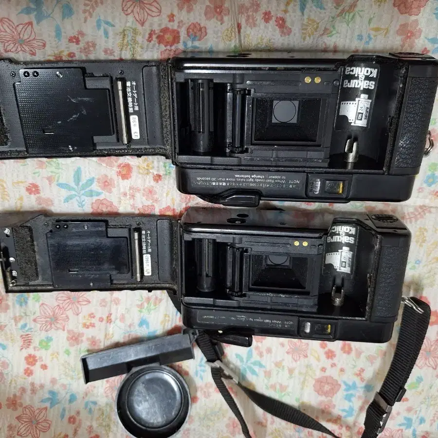 코니카 Konica c35AF2D 1986년 빈티지 필름카메라 레트로