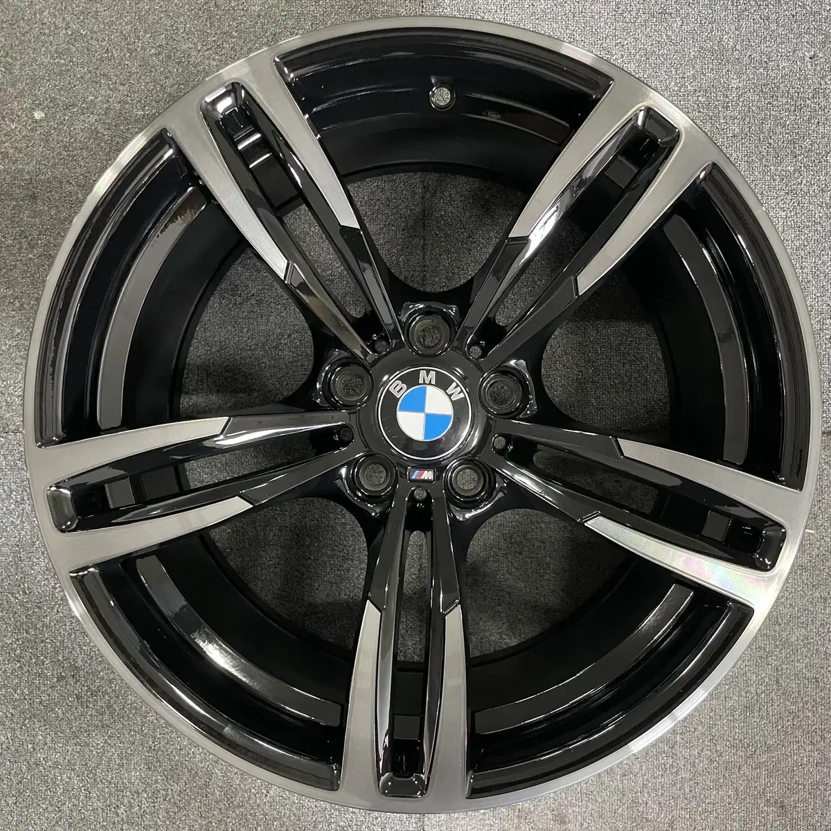 BMW M3 M4 437M 정품 19인치 휠1개 판매