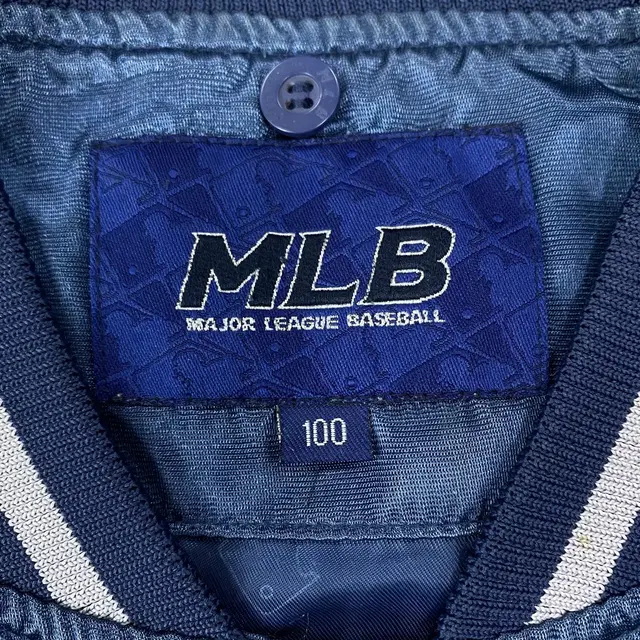 MLB 뉴욕양키스 스펠아웃 사틴 바시티자켓