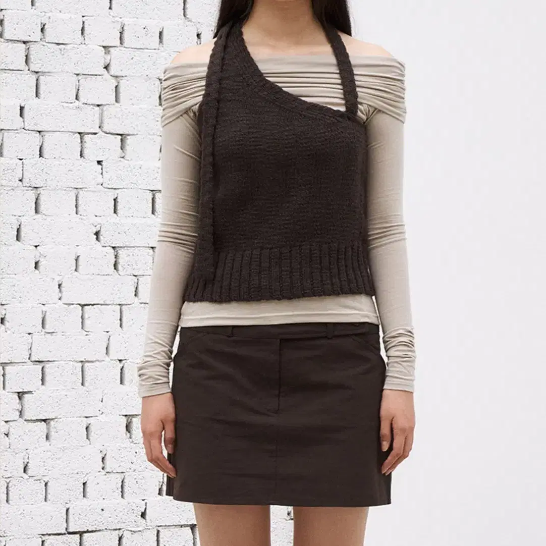 아우로  SHIRRING SHOULDER TOP [ ASH GRAY ]