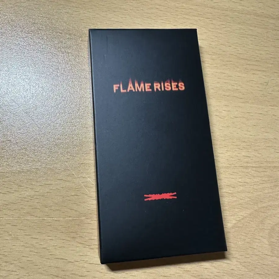 르세라핌 김채원 아크릴 스탠드 FLAME RISES