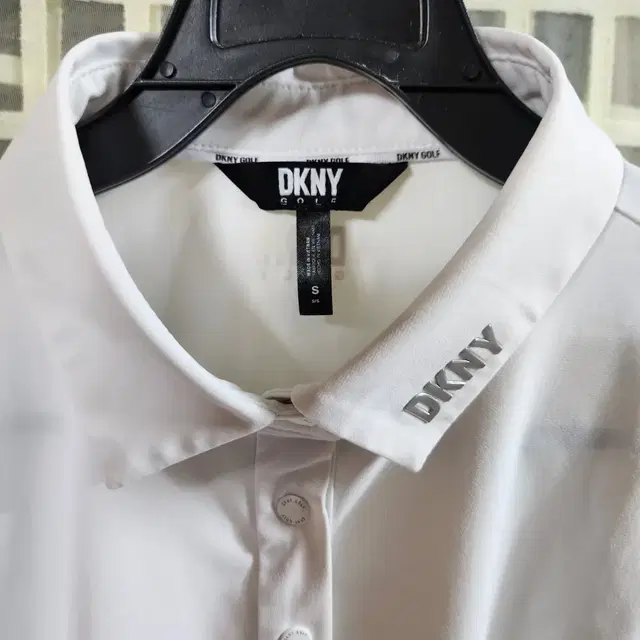 DKNY GOLF  기능 성 카라 티 여 S (한국 M)