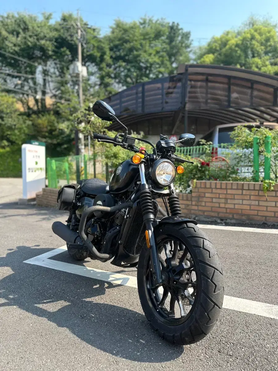 Kr모터스 아퀼라300cc 메뉴얼 오토바이