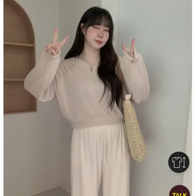 하비언니 썸머 브이넥 세미크롭 루즈핏 긴팔후드니트