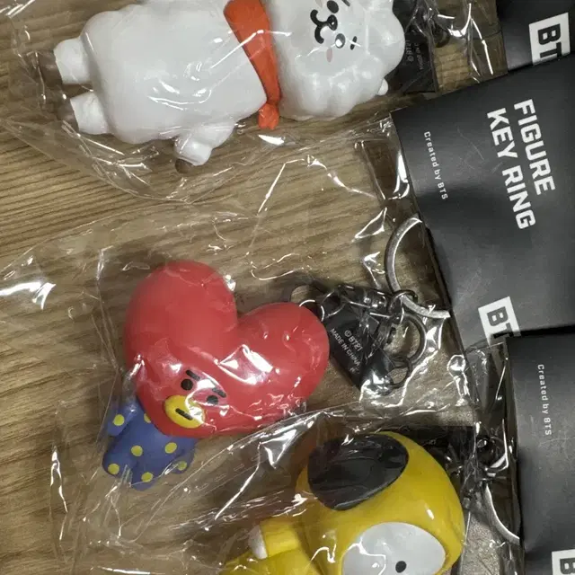 BT21 피규어 키링