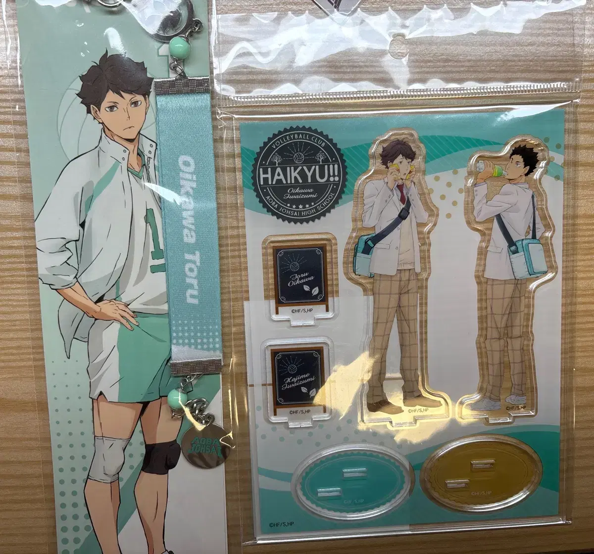 Haikyuu pop up Oikawa Strap Keyring, Oikawa Iwaizumi acrylic Stand