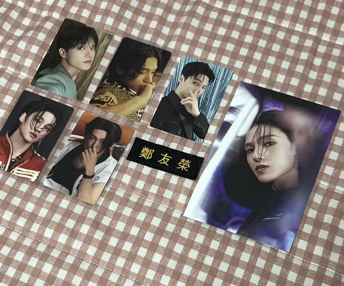 ateez wooyoung jung wooyoung photocard postcard Badge WTS