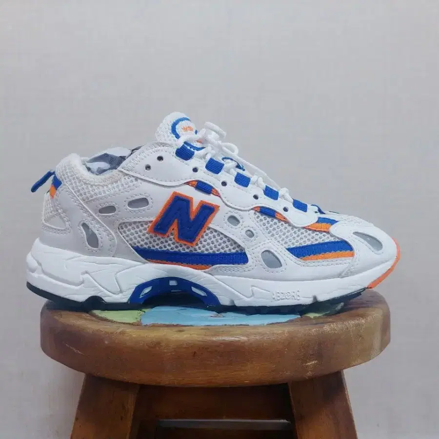 230 ) NEWBALANCE (뉴발란스) 정품 여성 827 운동화