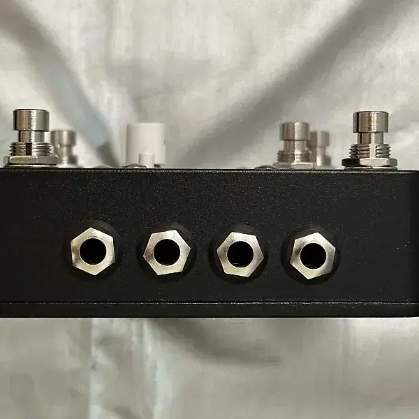 EarthQuaker Devices Swiss Things {스위처]