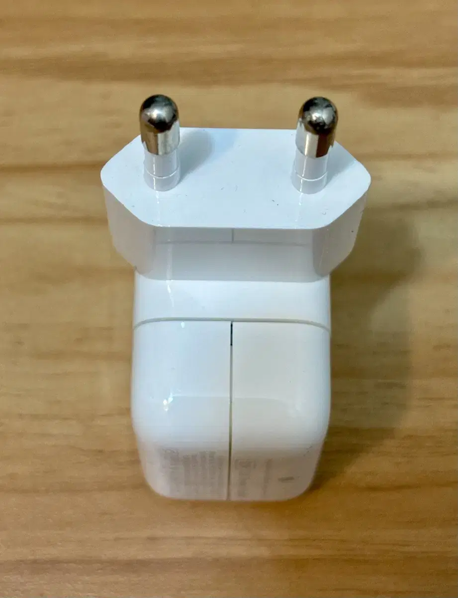 Apple 정품 12W USB 충전 어댑터 판매 합니다.