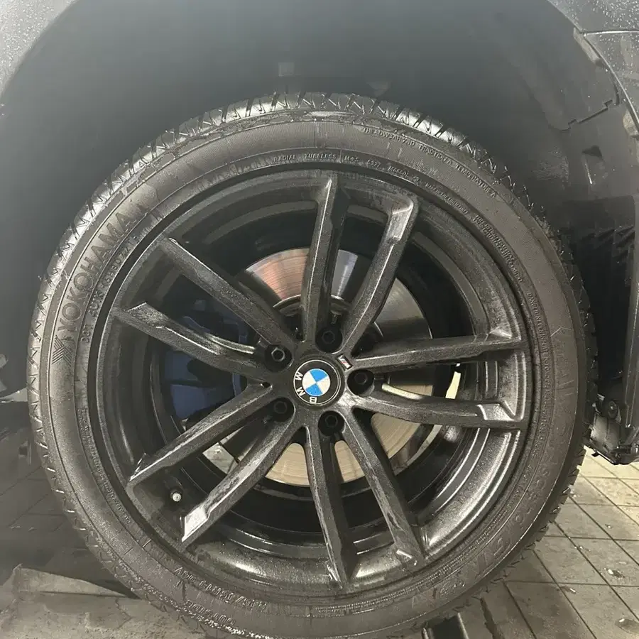 BMW 520d msp 휠타이어셋 판매(tpms제외)