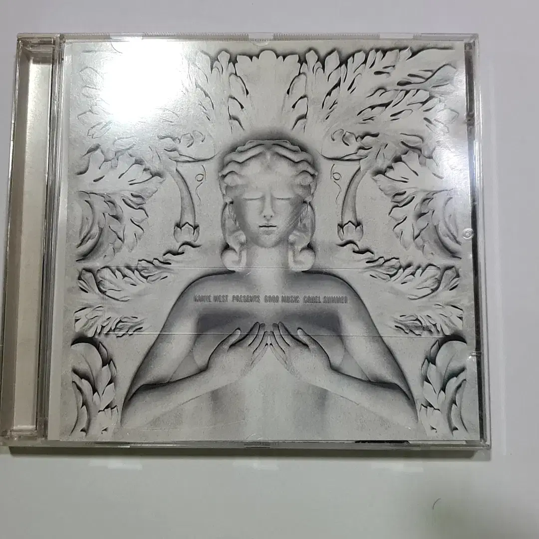 칸예 웨스트 Good Music Cruel Summer