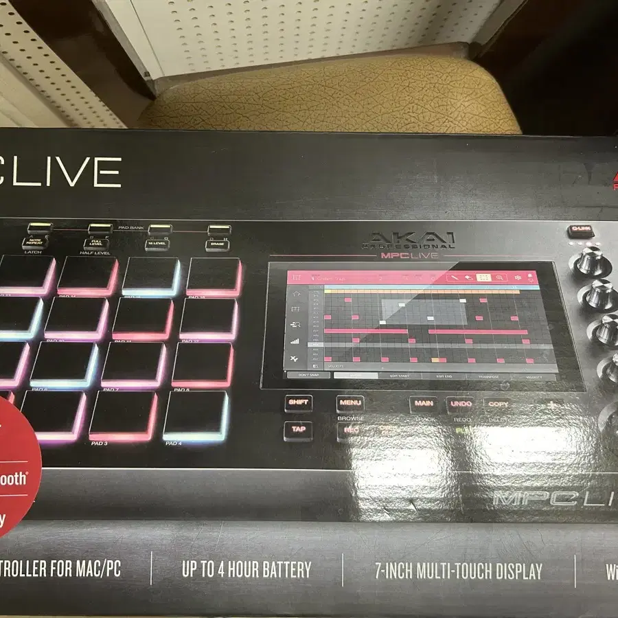 Aki Mpc Live 1 아카이 엠피시 라이브