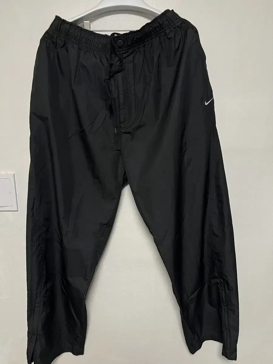 Rare Tem Nike yeoreum Training Pants FREE (can be covered with a drawstring)