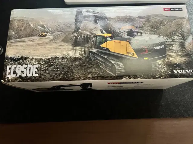 볼보 Volvo EC950e wsi 모델 제품