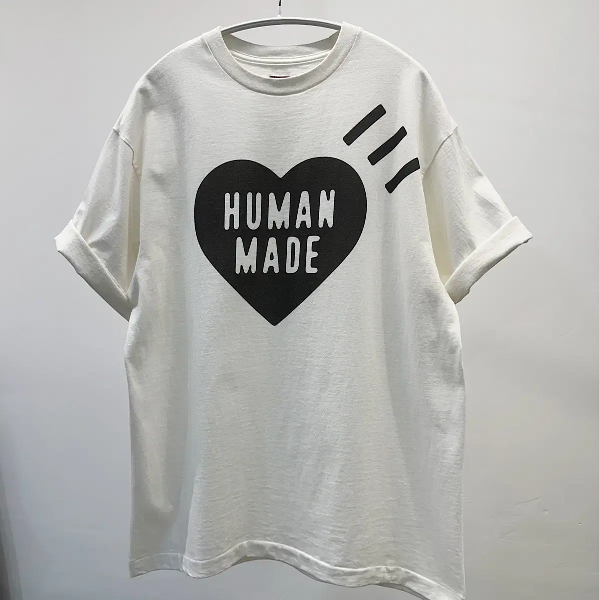 휴먼메이드 하트 티셔츠 HUMAN MADE 저렴하게 판매합니다