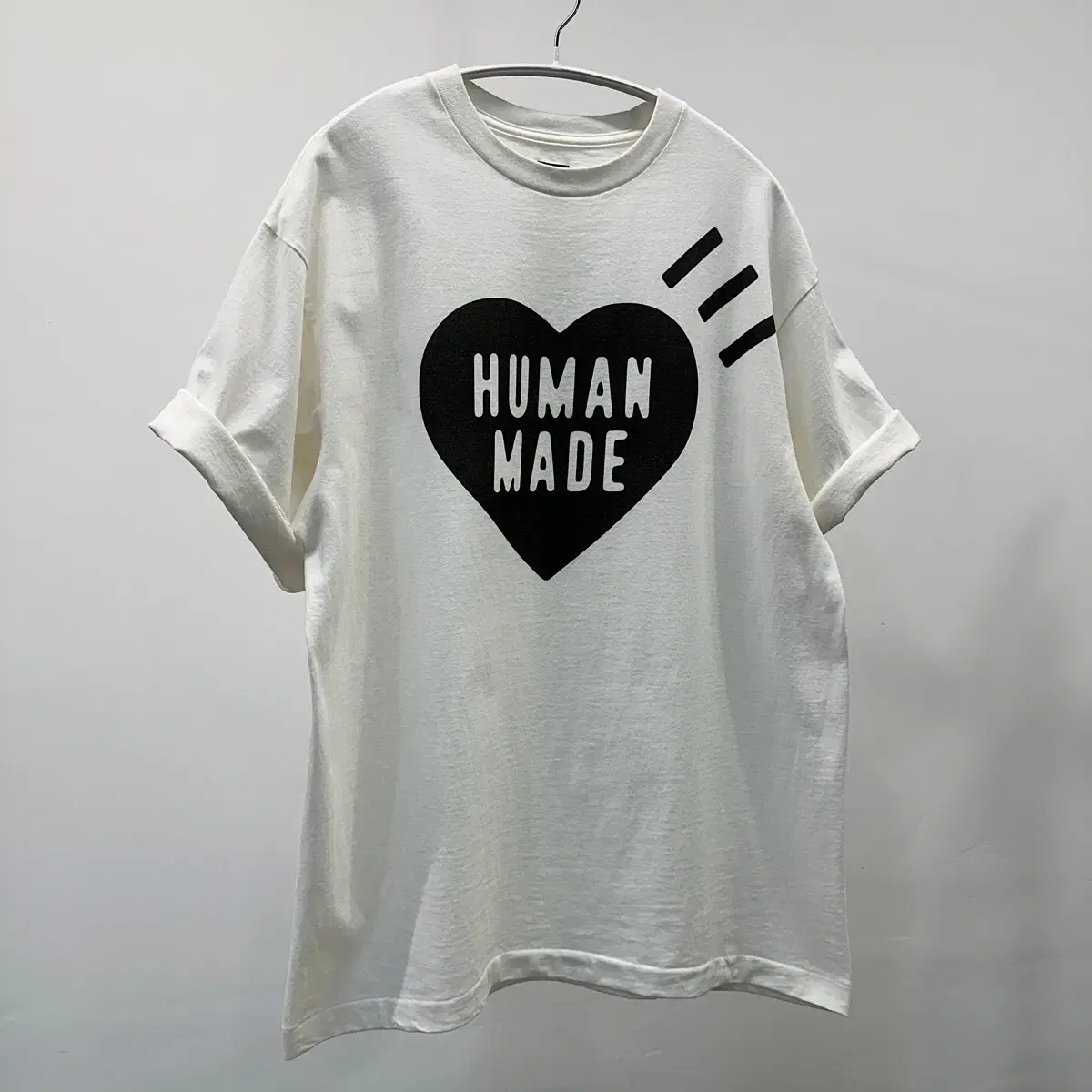 휴먼메이드 하트 티셔츠 HUMAN MADE 저렴하게 판매합니다