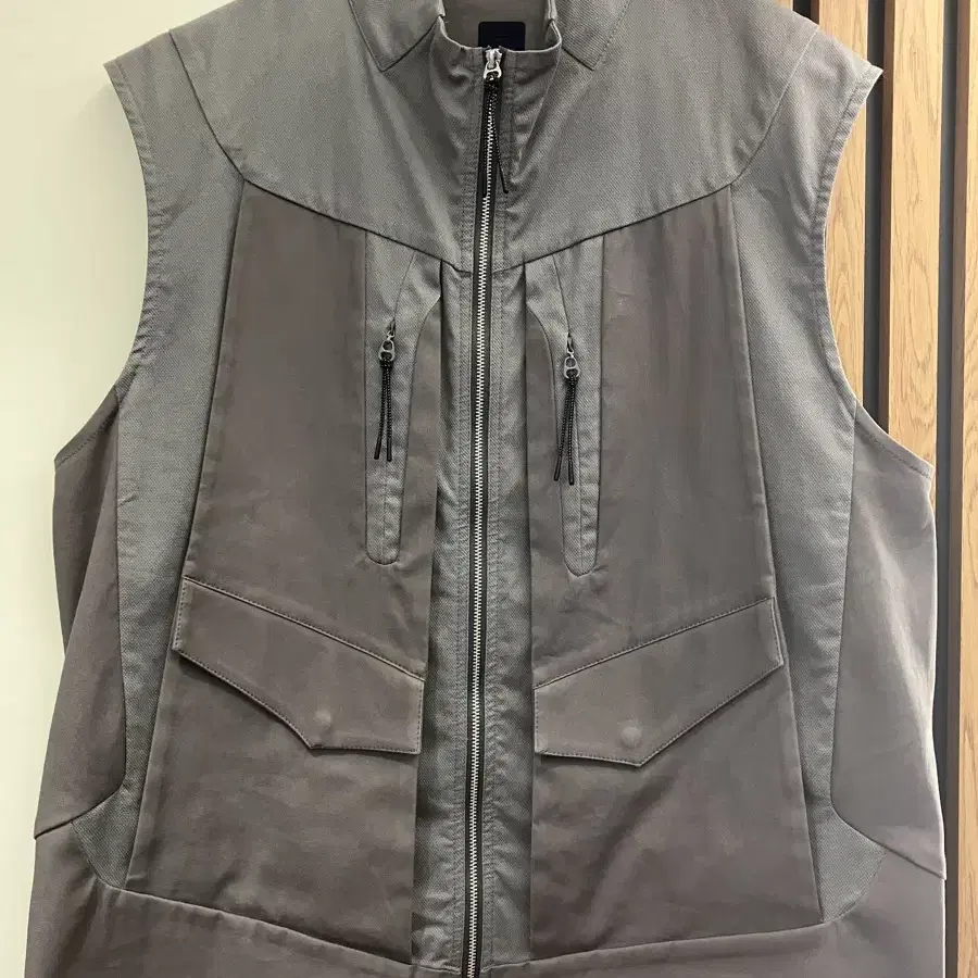 [L] jlal delwa vest