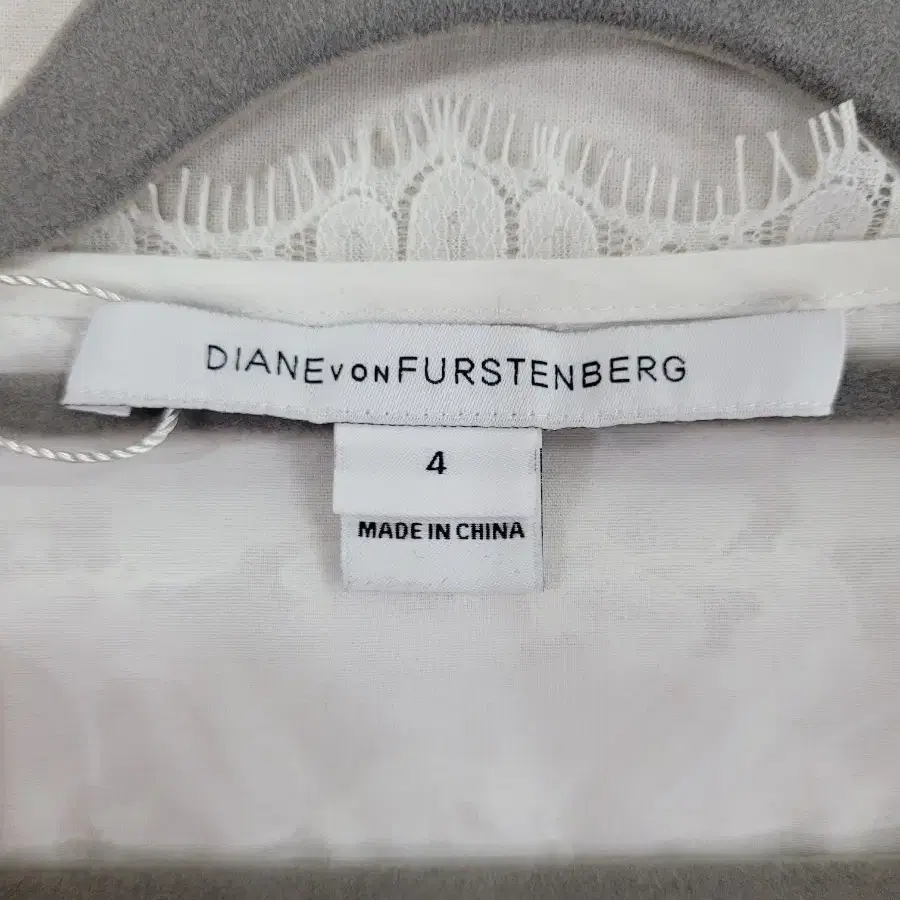 다이앤본퍼스텐버그 DIANE VON FURSTENBERG 레이스 자켓 S