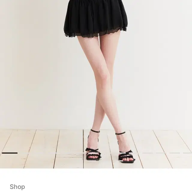 LILY MINI SKIRT black