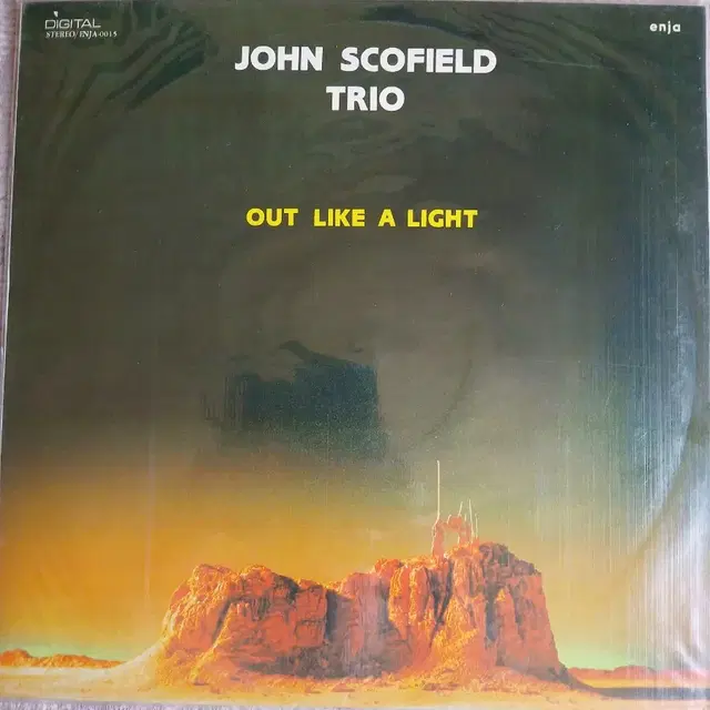 Lp중고 미개봉 JOHN SCOFIELD TRIO 음반 판매합니다.