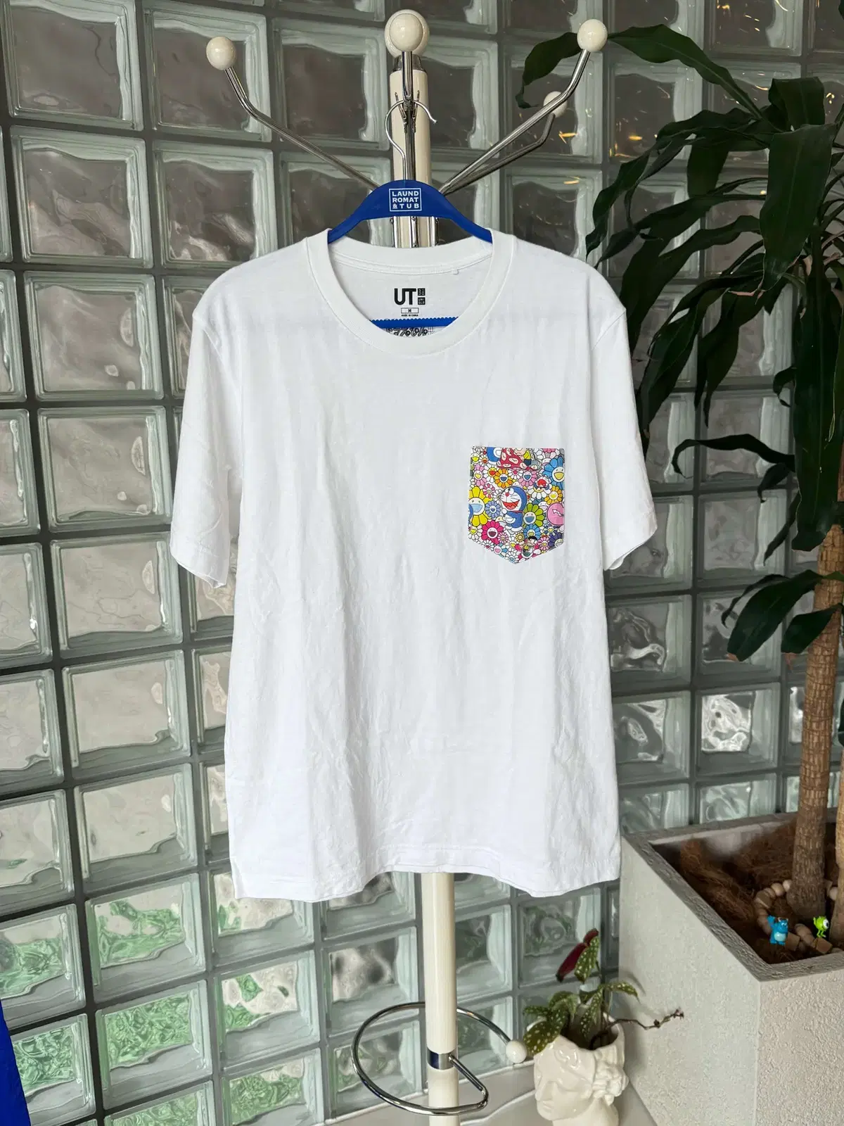 uniqlo doraemon murakami takashi tee