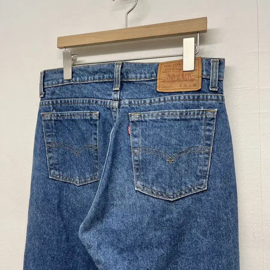 90s Levis 505-0217 size 32